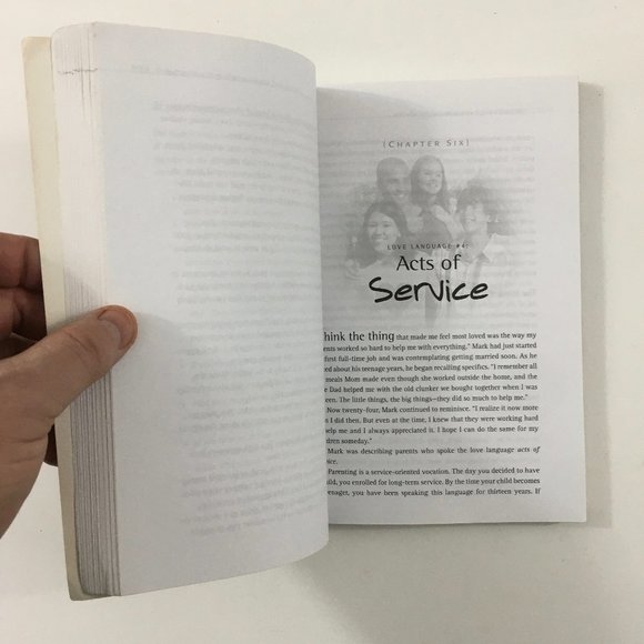 The Five Love Languages of Teenagers Gary Chapman Relationships Parenting Book - Picture 2 of 4